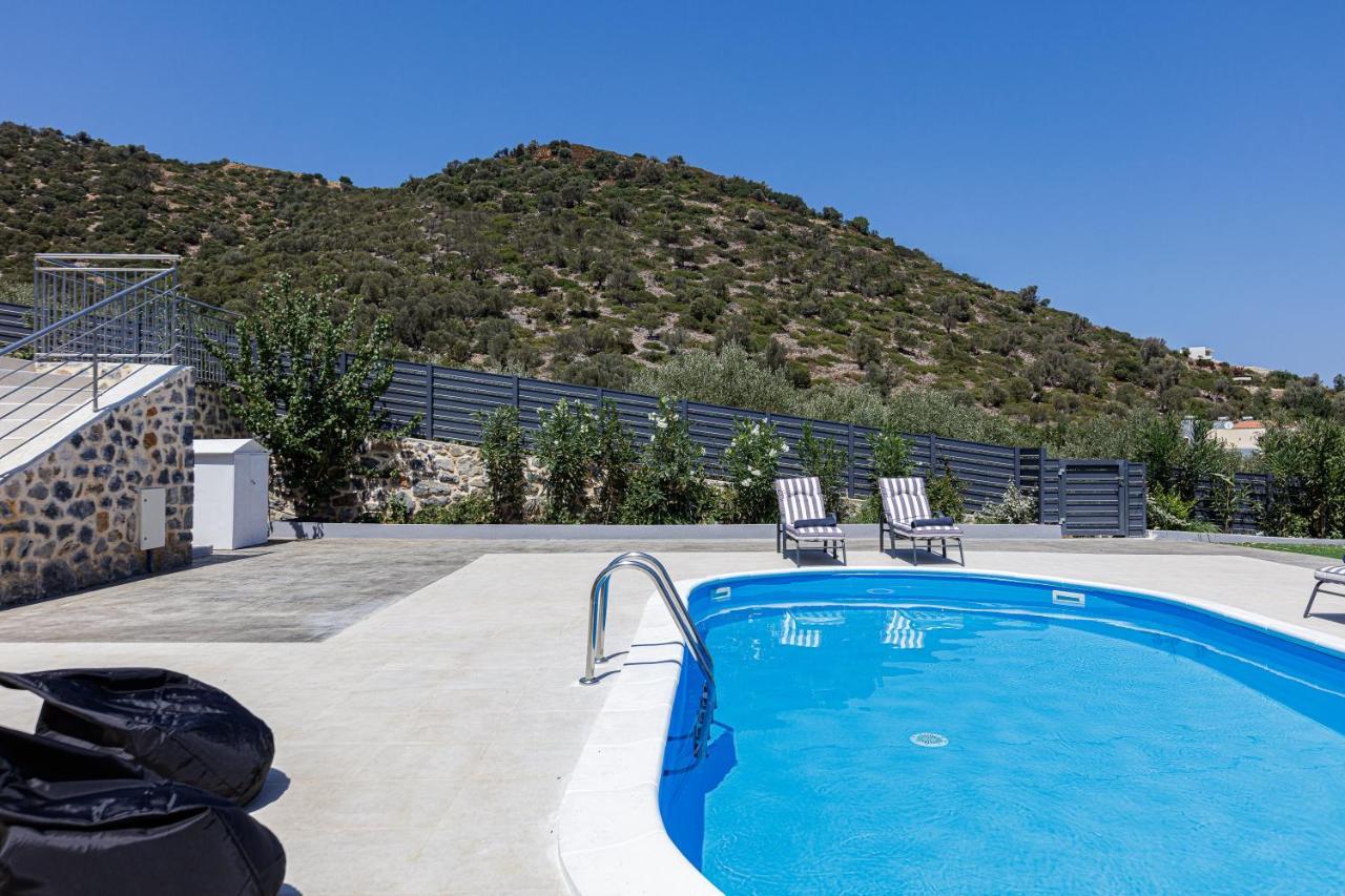 Family Friendly Basilicata Attali Villa Private Pool,Children Area Vlikhádha Екстериор снимка